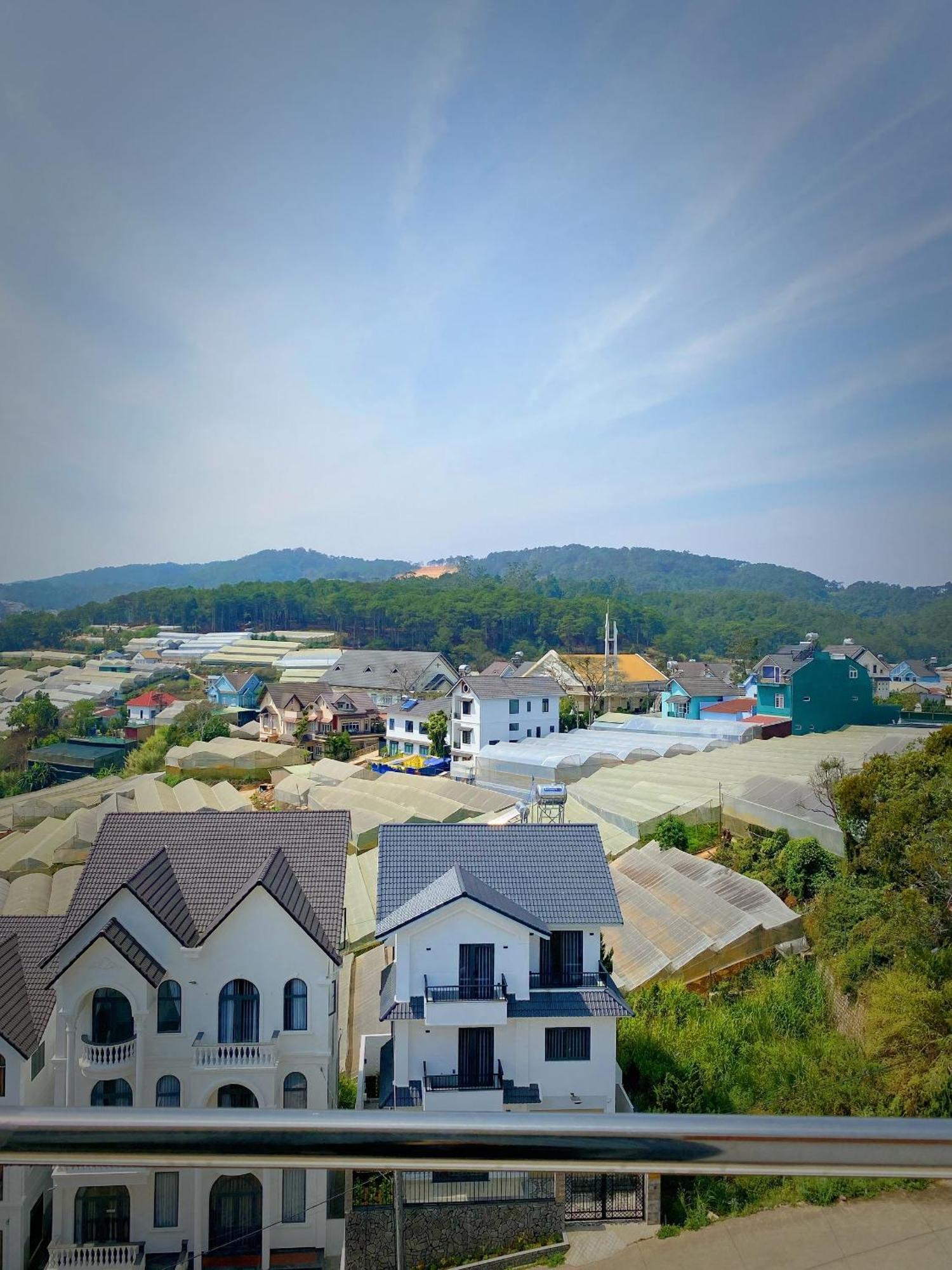 Hotel Khach San Anh Sang - Light House Dalat Exterior foto